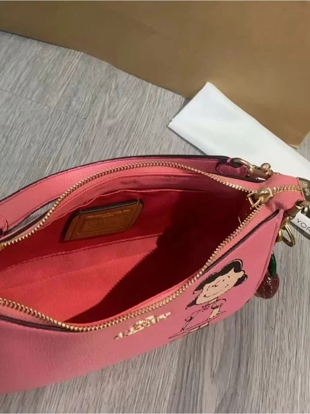 Coach Pink Peanuts Lucy Leather Shoulder Bag with Gold Hardware - Picture 4 of 5